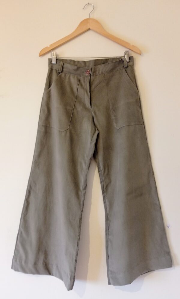 Pantalón Corderoy Verde Seco