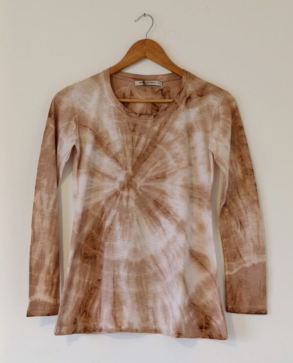 Remera manga larga shibori quebracho