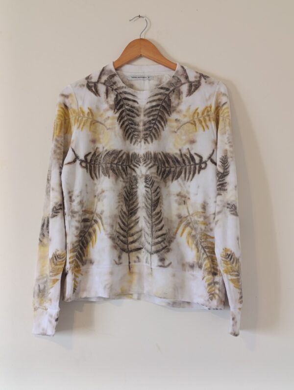 Buzo plush eco print